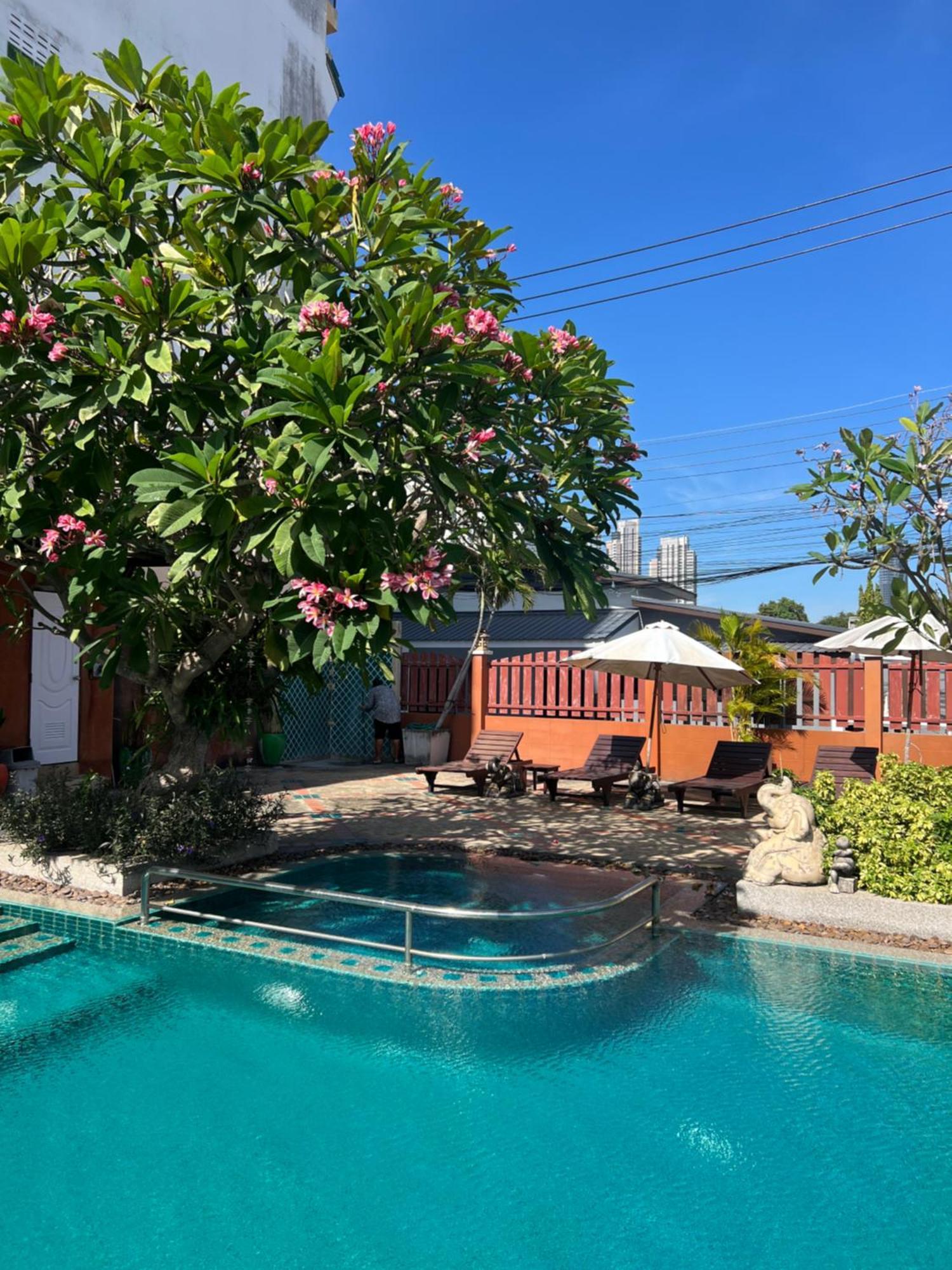 Pattara Mansion พัทยา Otel Pattaya Dış mekan fotoğraf