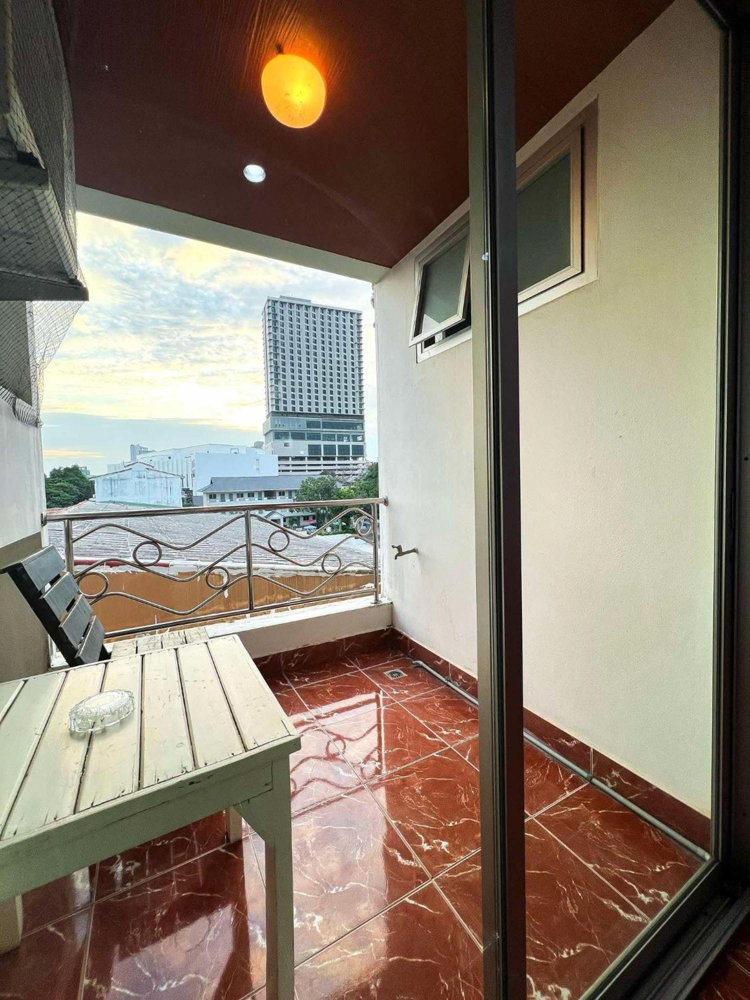 Pattara Mansion พัทยา Otel Pattaya Dış mekan fotoğraf